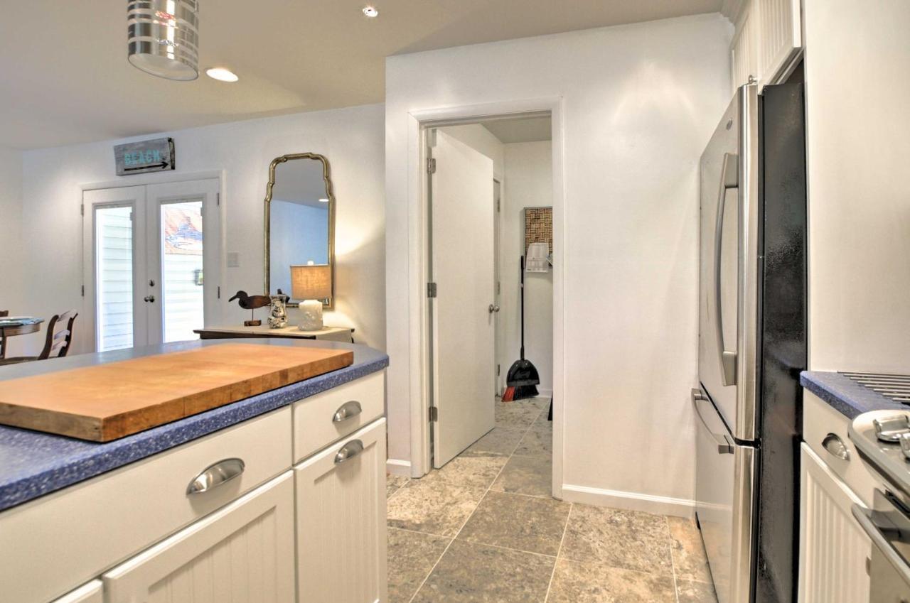 Oak Island Cottage Minutes To Long Beach! Екстер'єр фото